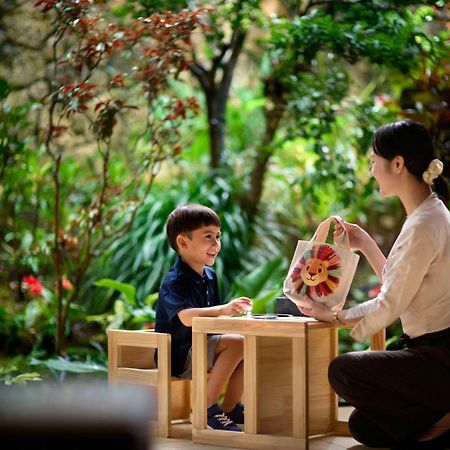 The Ritz-Carlton Okinawa Hotel Nago Exterior photo