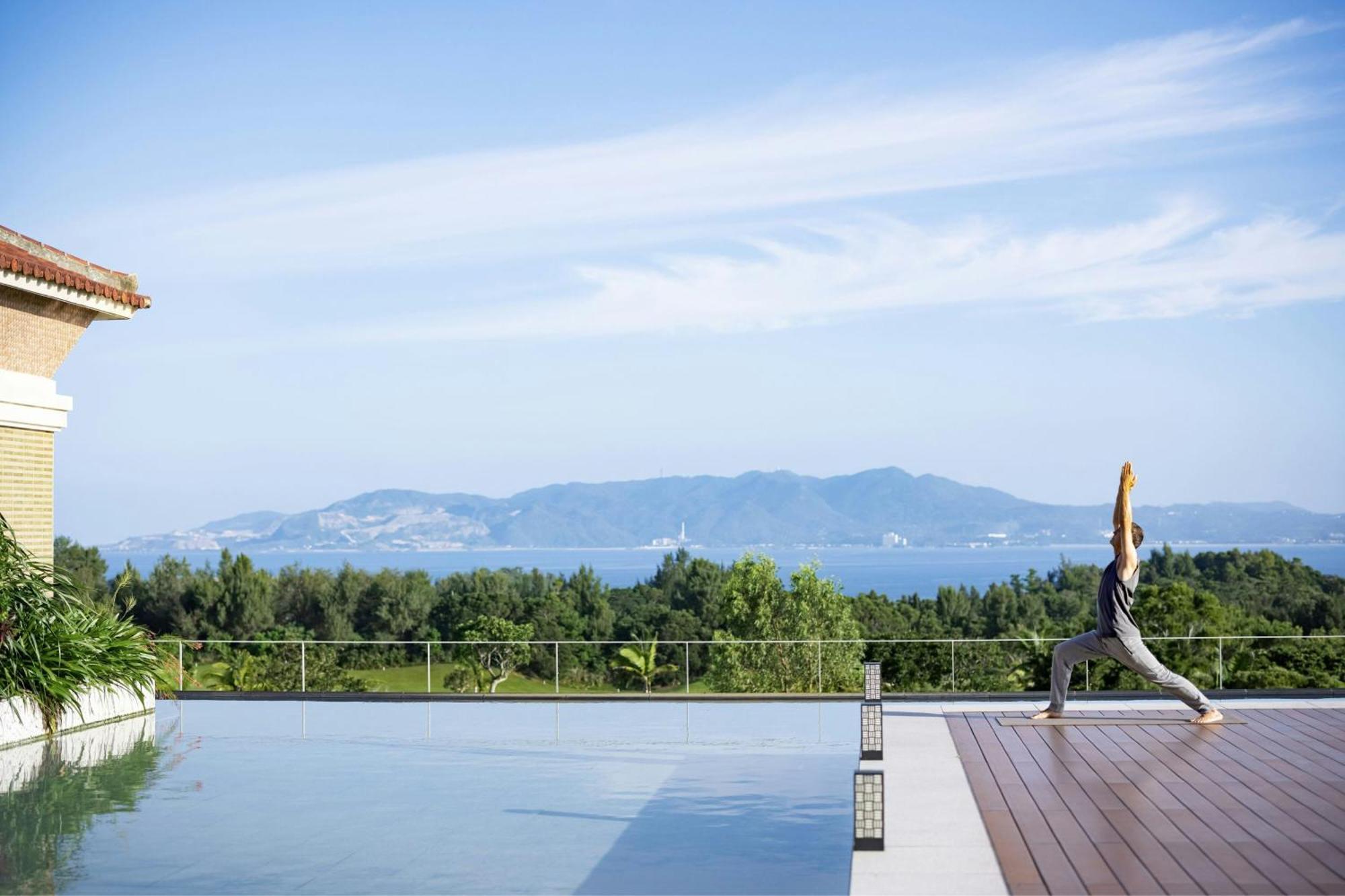 The Ritz-Carlton Okinawa Hotel Nago Exterior photo