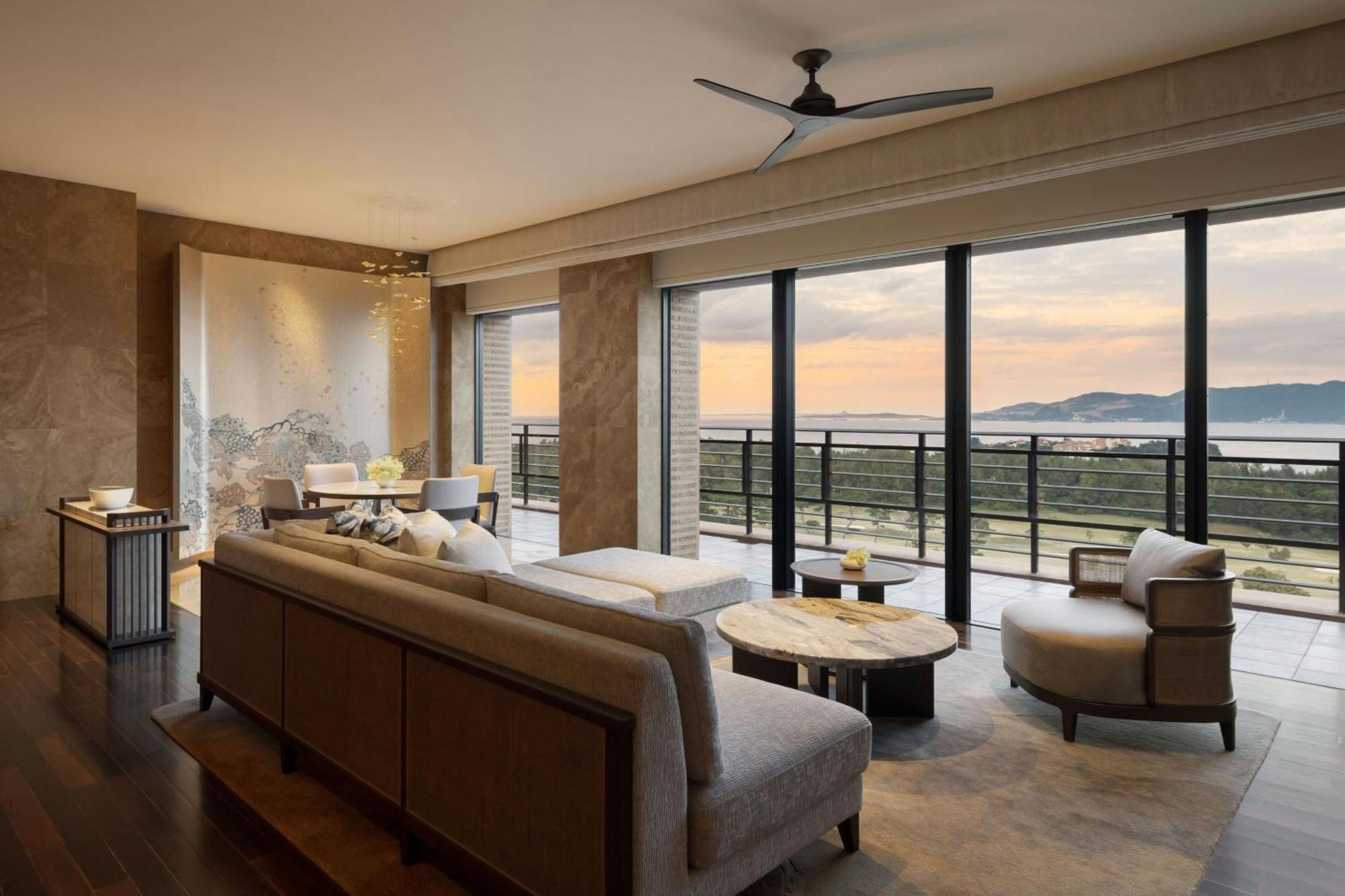The Ritz-Carlton Okinawa Hotel Nago Exterior photo